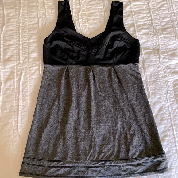 lululemon athletica Tops - Lululemon - black & gray tank top